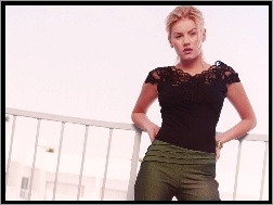 Elisha Cuthbert